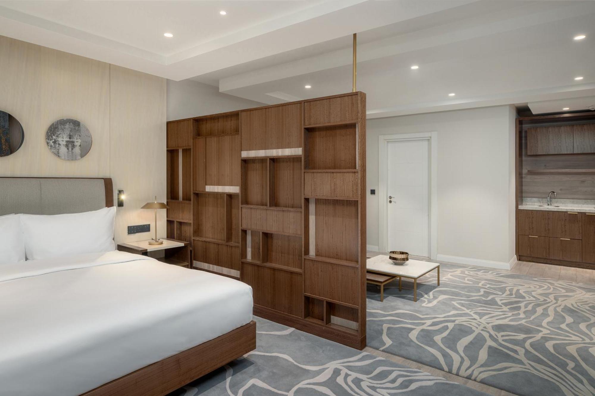 Radisson Hotel & Residences Erbil Esterno foto