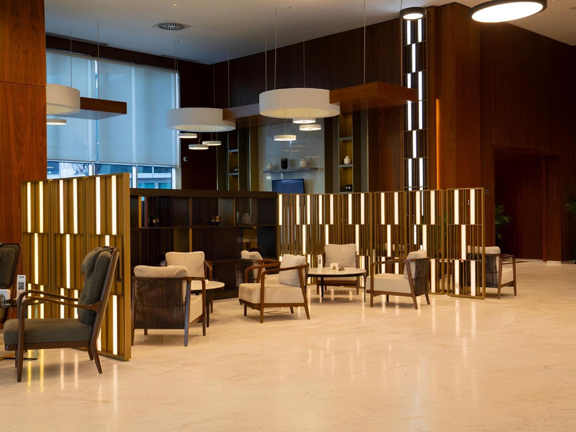 Radisson Hotel & Residences Erbil Esterno foto