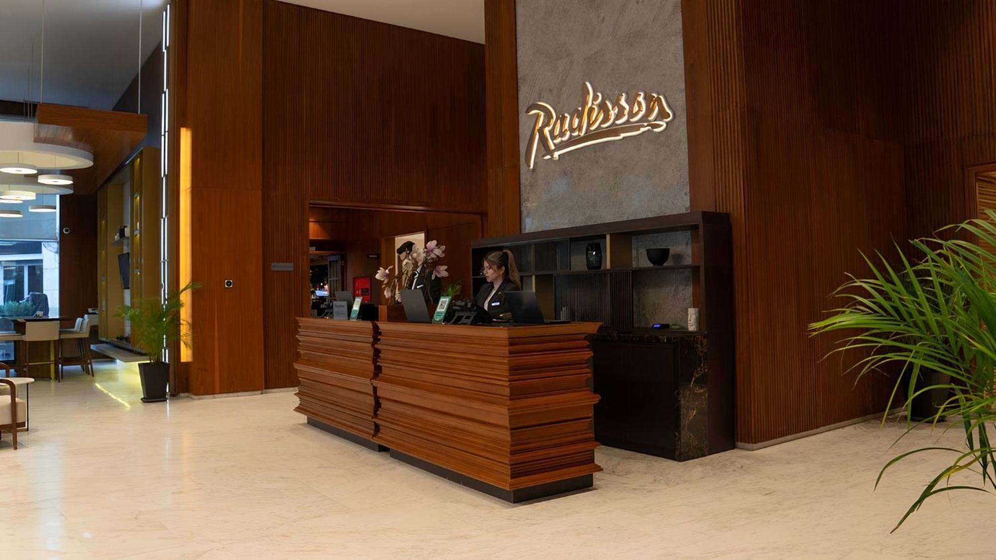 Radisson Hotel & Residences Erbil Esterno foto